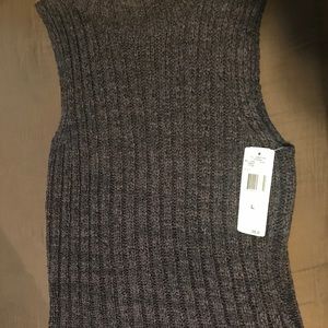 Sleeveless Turtleneck Sweater
